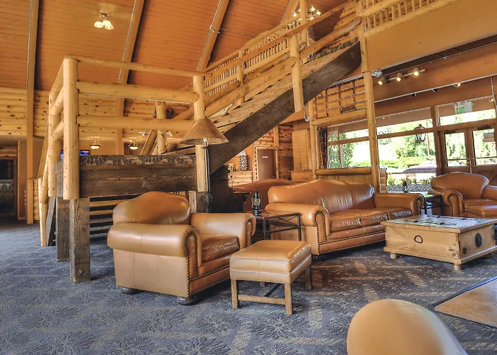 Kohl's Ranch Lodge *