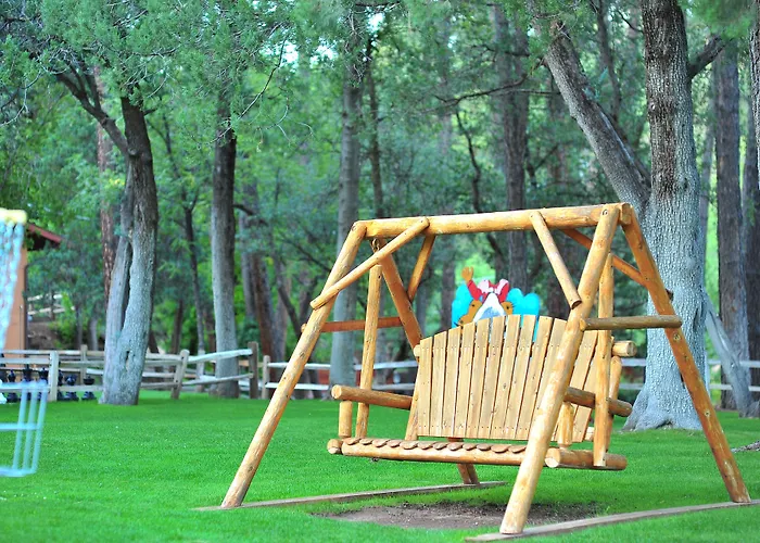 Kohl's Ranch Lodge